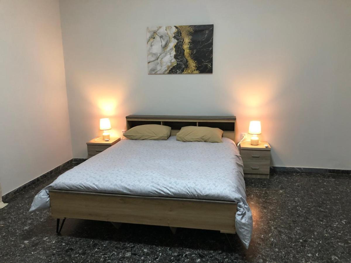 Superior Apartments 코로피온 외부 사진