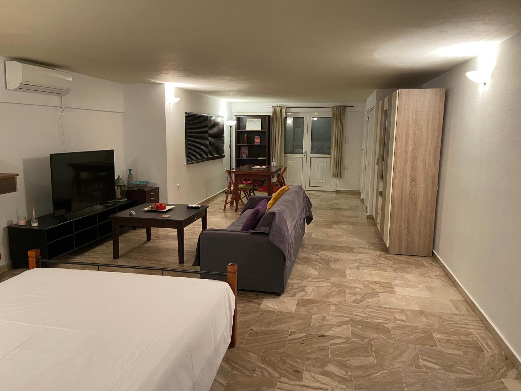 Superior Apartments 코로피온 외부 사진